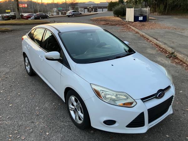 2014 Ford Focus S 4dr Sedan Automatic — photo 5
