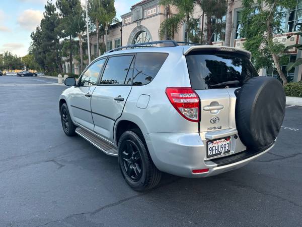 2011 Toyota Rav4 Base — photo 12