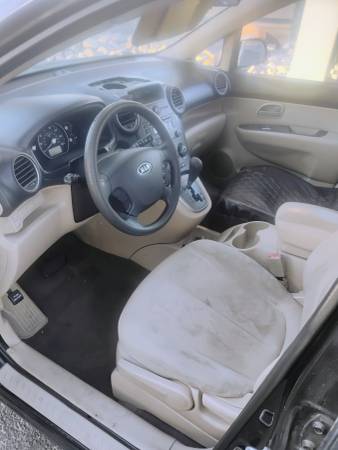 2008 KIA Rondo EX 4dr Wagon Automatic — photo 4