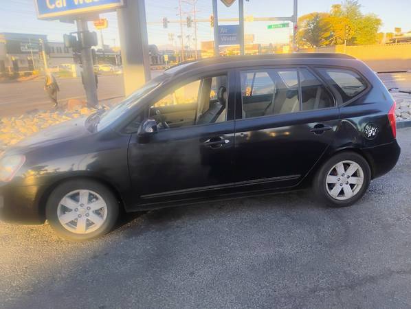 2008 KIA Rondo EX 4dr Wagon Automatic — photo 1