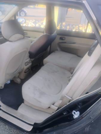2008 KIA Rondo EX 4dr Wagon Automatic — photo 3