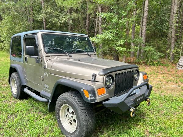 2004 Jeep Wrangler X 2dr 4x4 Manual — photo 1