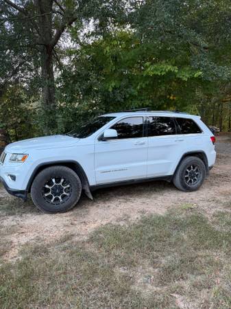 2014 Jeep Grand Cherokee SRT 4dr 4x4 Automatic — photo 1
