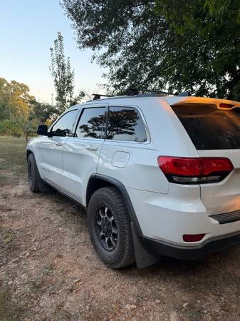 2014 Jeep Grand Cherokee SRT 4dr 4x4 Automatic — photo 2