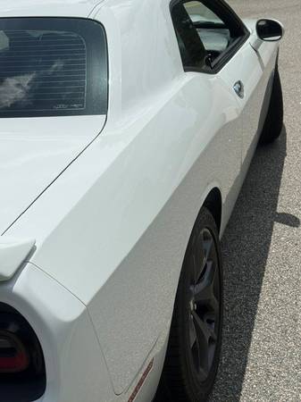 2019 Dodge Challenger R/T 2dr Rear-wheel Drive Coupe Manual — photo 7