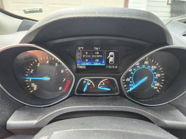 2016 Ford Escape SE 4dr 4x4 Automatic — photo 8