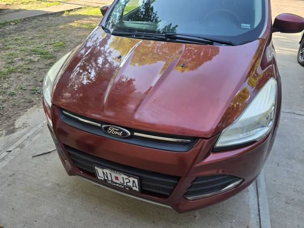 2016 Ford Escape SE 4dr 4x4 Automatic — photo 2