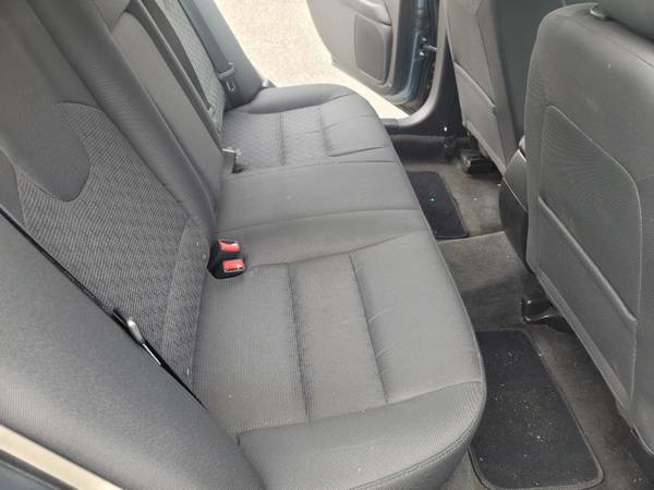2012 Ford Fusion S 4dr Front-wheel Drive Sedan Manual — photo 11