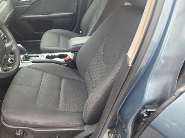 2012 Ford Fusion S 4dr Front-wheel Drive Sedan Manual — photo 10