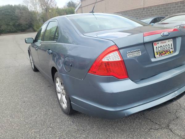 2012 Ford Fusion S 4dr Front-wheel Drive Sedan Manual — photo 3