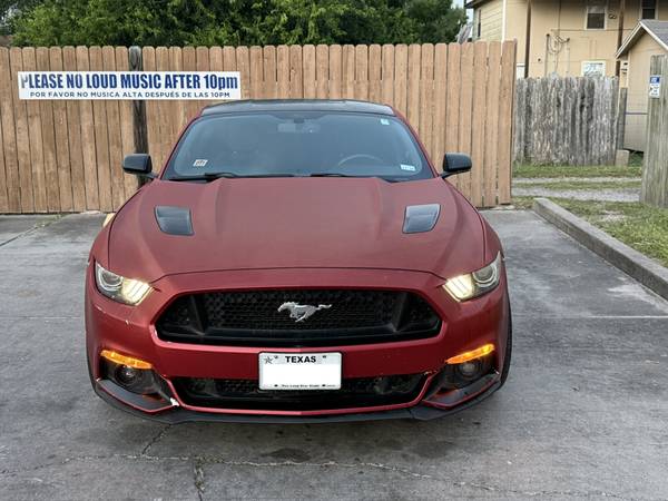 2015 Ford Mustang GT 2dr Fastback Manual — photo 3