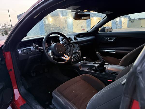 2015 Ford Mustang GT 2dr Fastback Manual — photo 9
