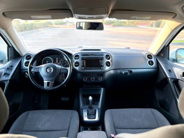 2015 Volkswagen Tiguan S 4dr Front-wheel Drive Automatic — photo 10