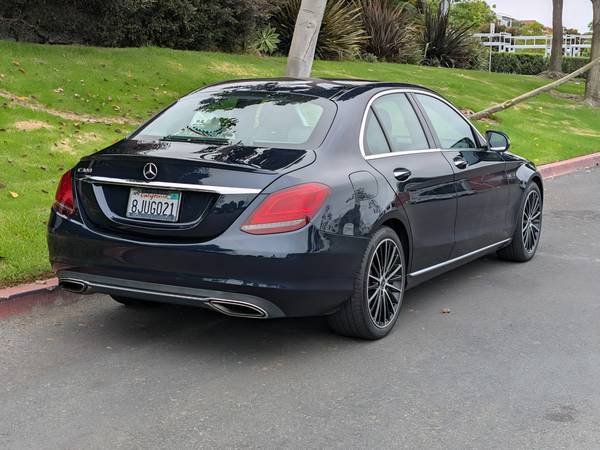 2019 Mercedes-Benz GLC 300 Base — photo 8