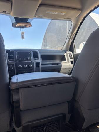2014 RAM 1500 SLT 4x2 Quad Cab 140 in. WB Automatic — photo 7