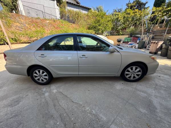 2003 Toyota Canty — photo 2