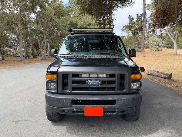 2011 Ford E 350 Super Duty XL Wagon Automatic — photo 5
