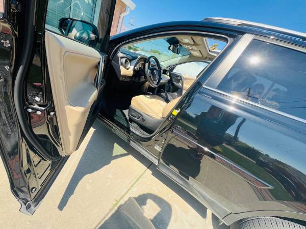 2013 Toyota Rav4 Limited — photo 6