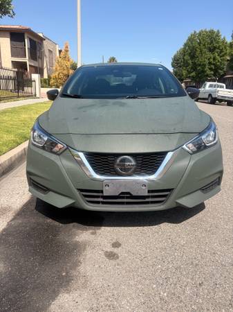 2020 Nissan Versa 1.6 S — photo 1