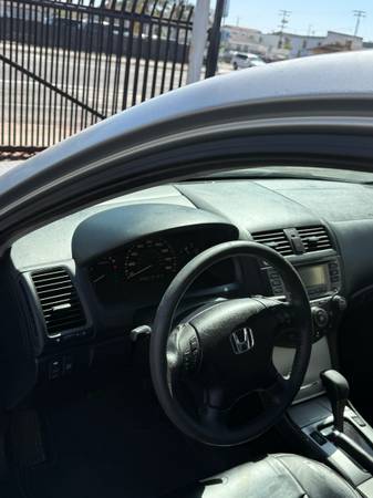 2007 Honda Accord 3.0 EX 2dr Coupe Automatic — photo 8