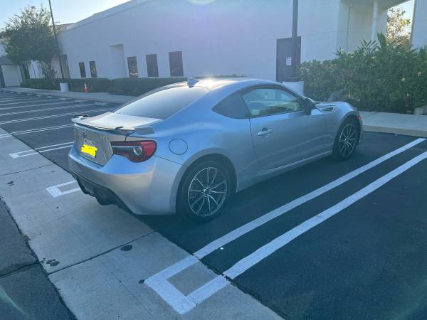 2017 Subaru BRZ Limited — photo 6