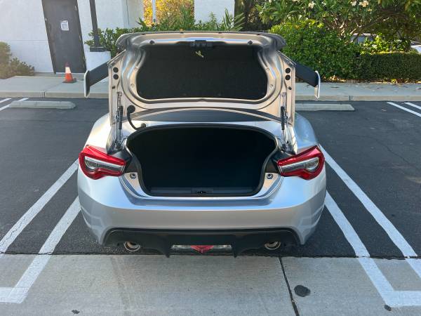 2017 Subaru BRZ Limited — photo 10