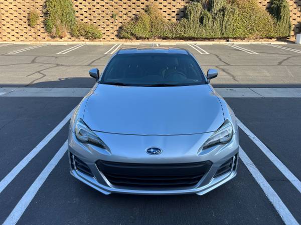 2017 Subaru BRZ Limited — photo 3