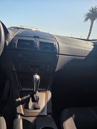 2005 BMW X3 — photo 8