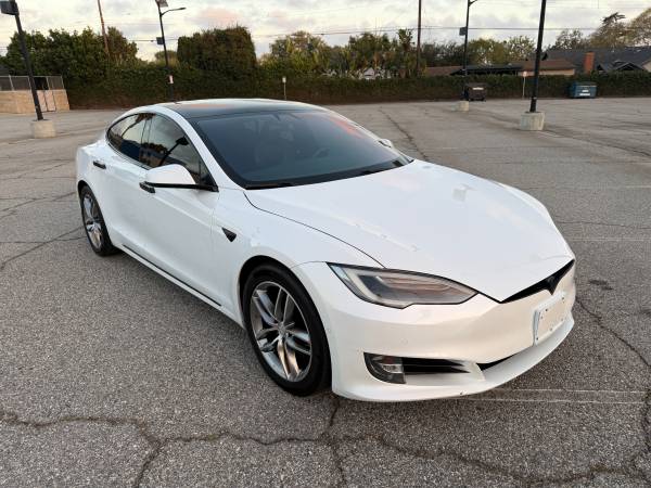 2021 Tesla Model S Long Range Plus — photo 6