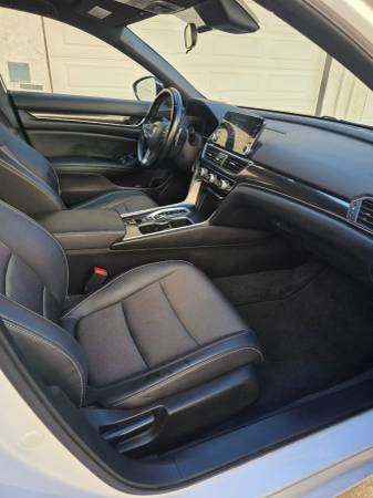 2022 Honda Accord Hybrid Sport 4dr Sedan CVT — photo 6