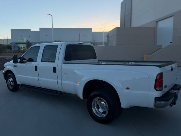 2002 Ford F 350 XLT 4x2 SD Crew Cab 156 in. WB DRW HD Manual — photo 6