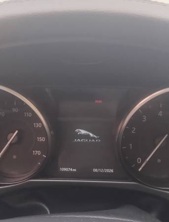 2017 Jaguar XF 35t Premium — photo 10