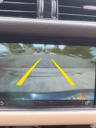 2017 Jaguar XF 35t Premium — photo 11