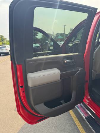 2020 GMC Sierra 2500hd SLT — photo 10