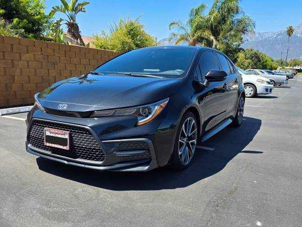 2020 Toyota Corolla SE 4dr Sedan Manual — photo 1