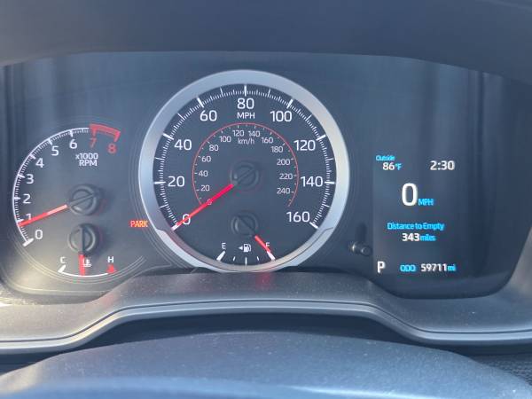 2020 Toyota Corolla SE 4dr Sedan Manual — photo 8