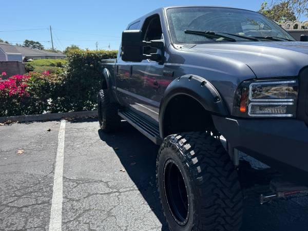 2004 Ford E 350 Super Duty XL Wagon Automatic — photo 4