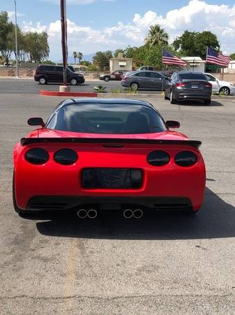 2001 Chevrolet Corvette Base — photo 4