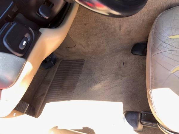 2001 Chevrolet Corvette Base — photo 11