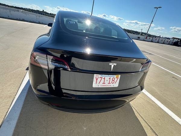 2018 Tesla Model 3 Mid Range 4dr Rear-wheel Drive Sedan Automatic — photo 7