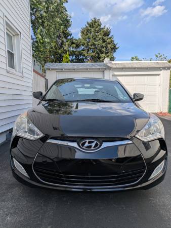 2013 Hyundai Veloster Base 3dr Hatchback Automatic — photo 6