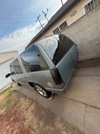 2000 Chevrolet Tahoe Limited 4dr 4x2 Automatic — photo 6