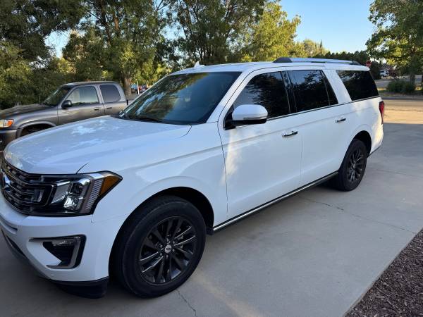 2021 Ford Expedition Limited — photo 1