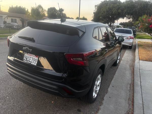 2026 Chevrolet Trax 4dr LS Front Wheel Drive Automatic — photo 8