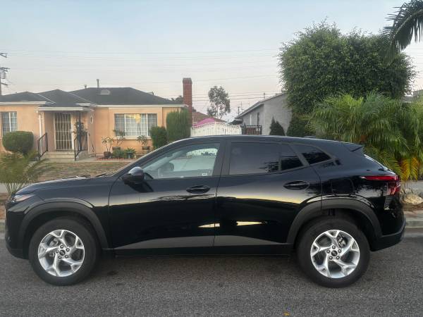 2026 Chevrolet Trax 4dr LS Front Wheel Drive Automatic — photo 5