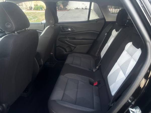 2026 Chevrolet Trax 4dr LS Front Wheel Drive Automatic — photo 11