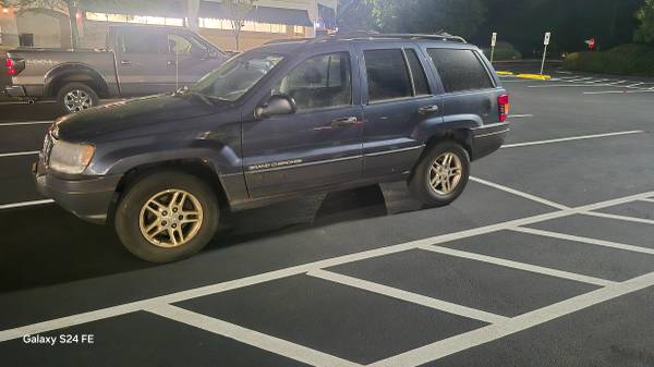 2003 Jeep Grand Cherokee Laredo 4dr 4x4 Automatic — photo 1