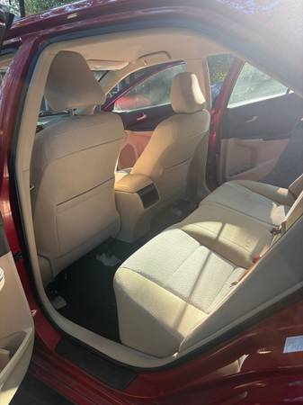 2012 Toyota Camry SE — photo 11
