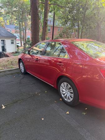 2012 Toyota Camry SE — photo 2