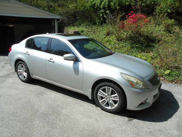 2011 Infiniti G25 Base — photo 4